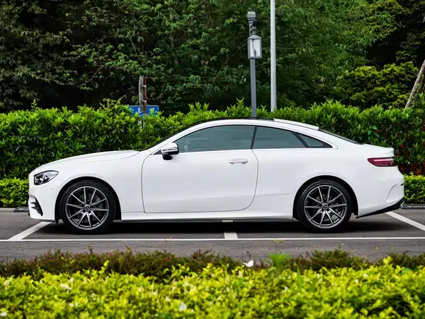Mercedes-Benz E-Class 2023