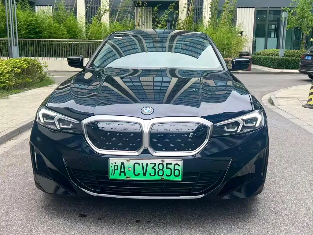 BMW i3 2023