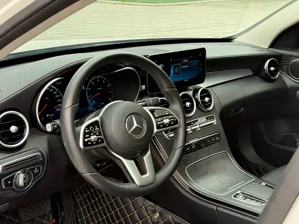 Mercedes-Benz C-Class 2019