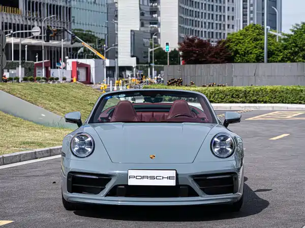 Porsche 911 2022