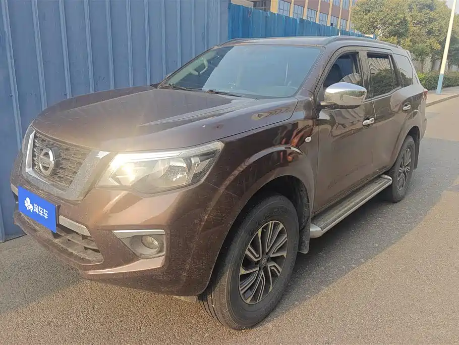 Nissan Terra 2019