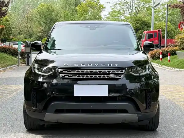 Land Rover Discovery 2020