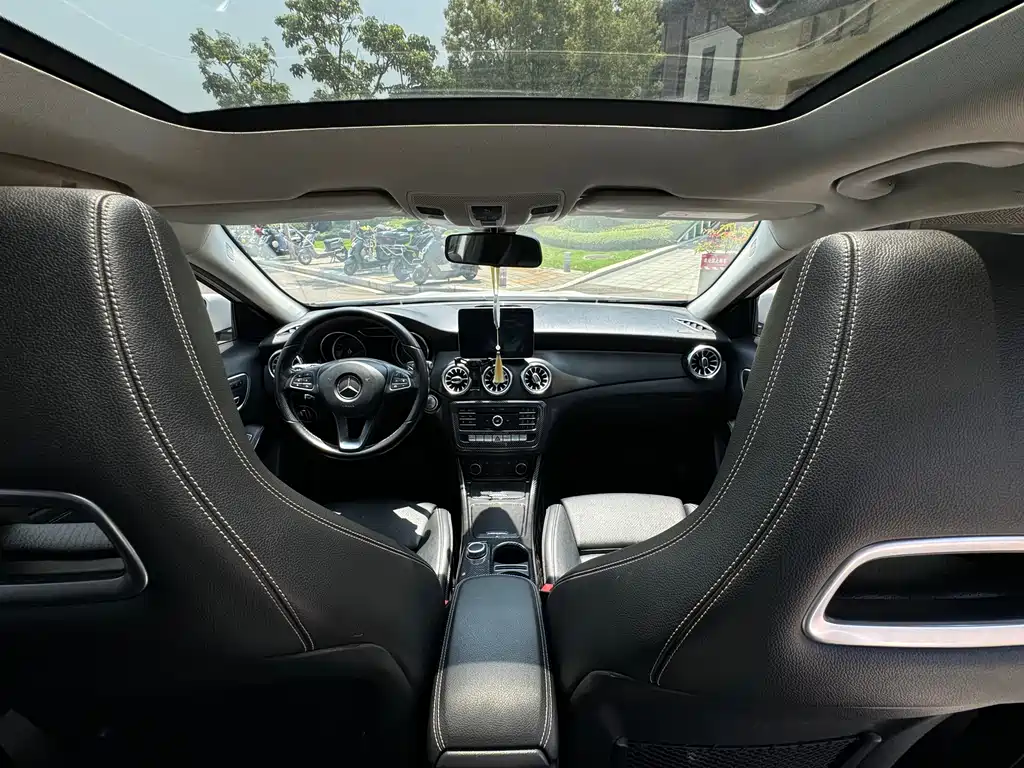 Mercedes-Benz GLA 2018 — фото 9