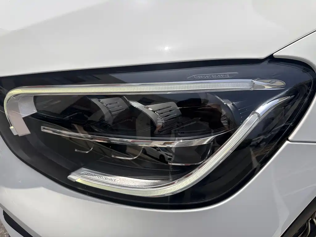 Mercedes-Benz GLC 2021 — фото 12