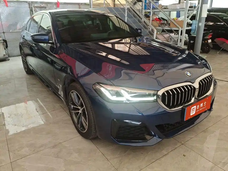 BMW 5 Series 2021