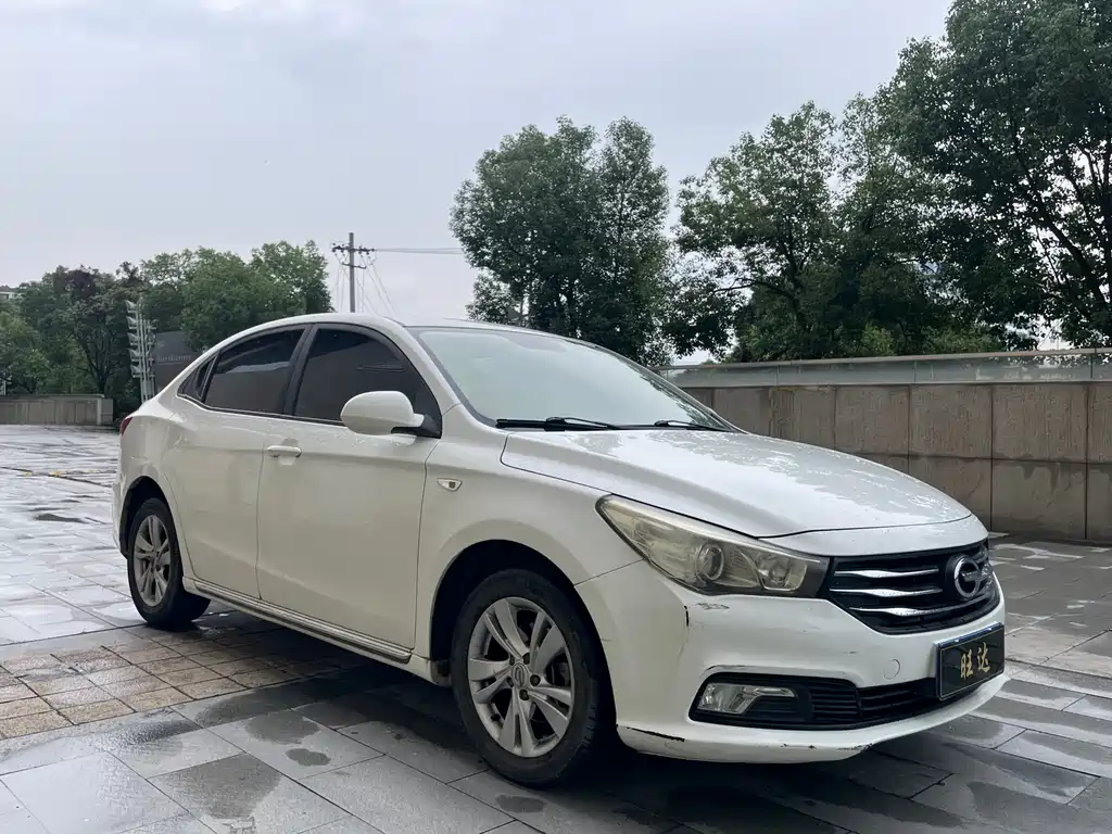GAC Motor Trumpchi GA3S 2015 — фото 3