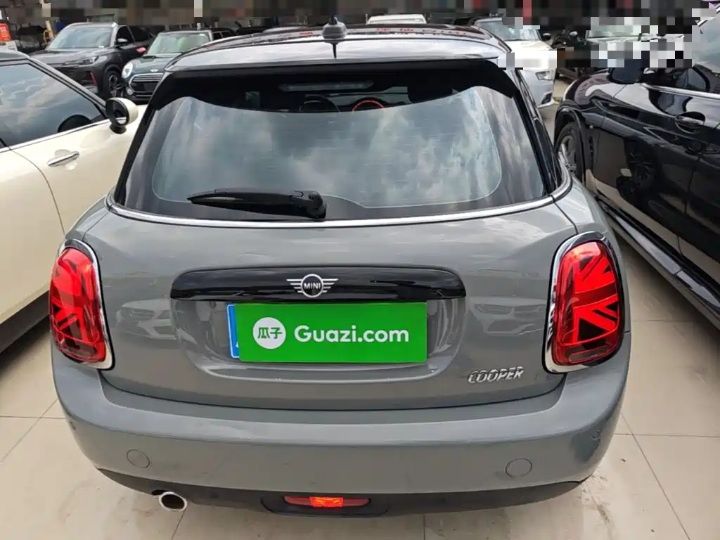 MINI MINI 2021