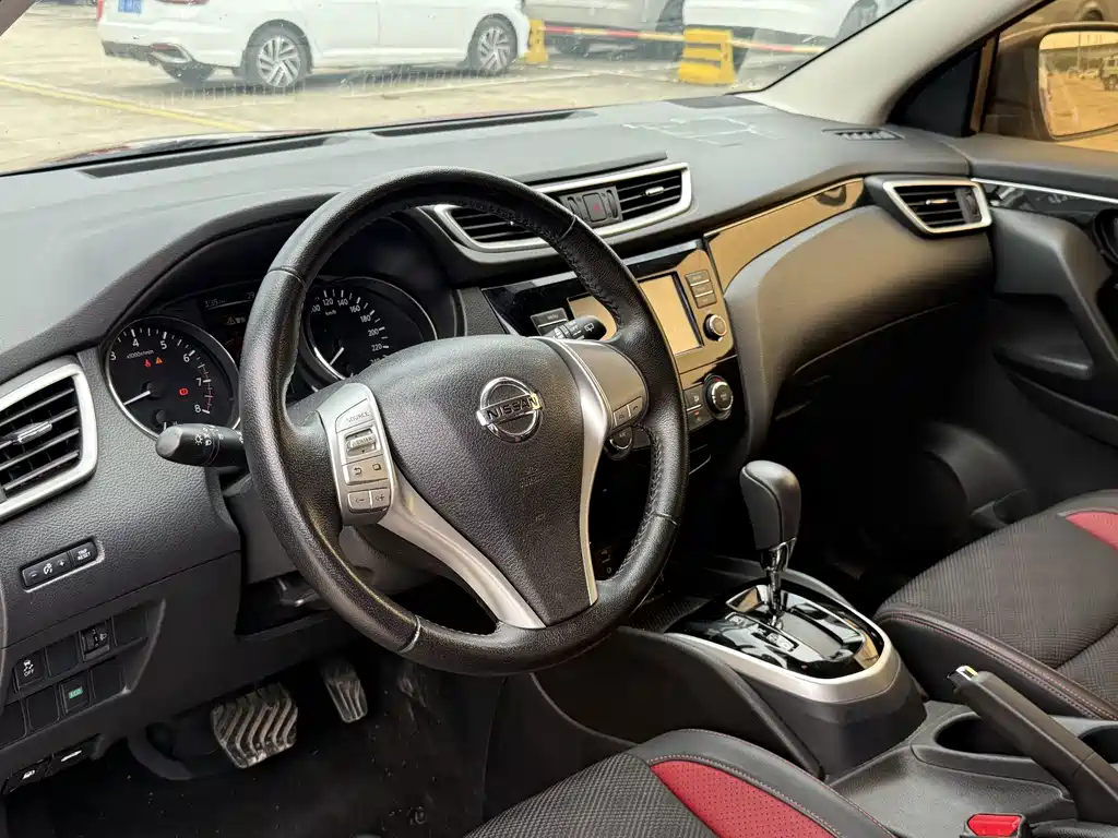 Nissan Qashqai 2017 — фото 11
