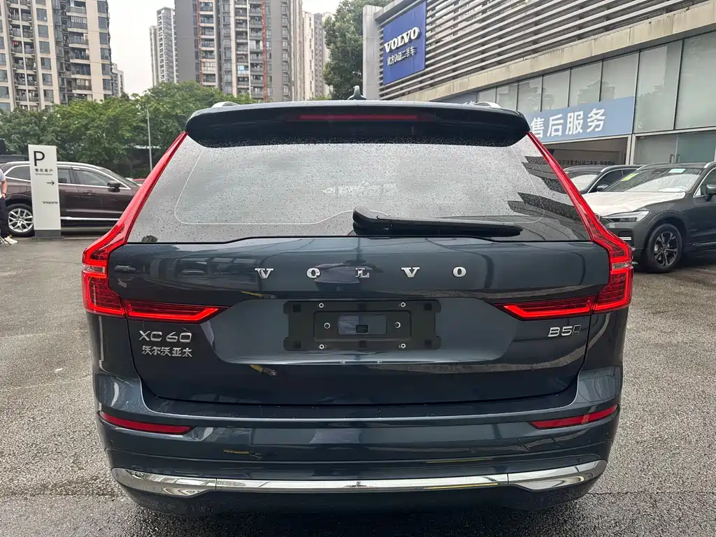 Volvo XC60 2022