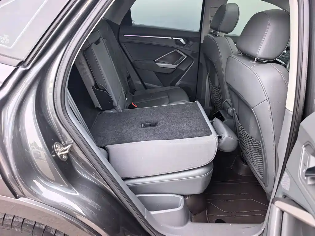 Audi Q3 Sportback 2021 — фото 12