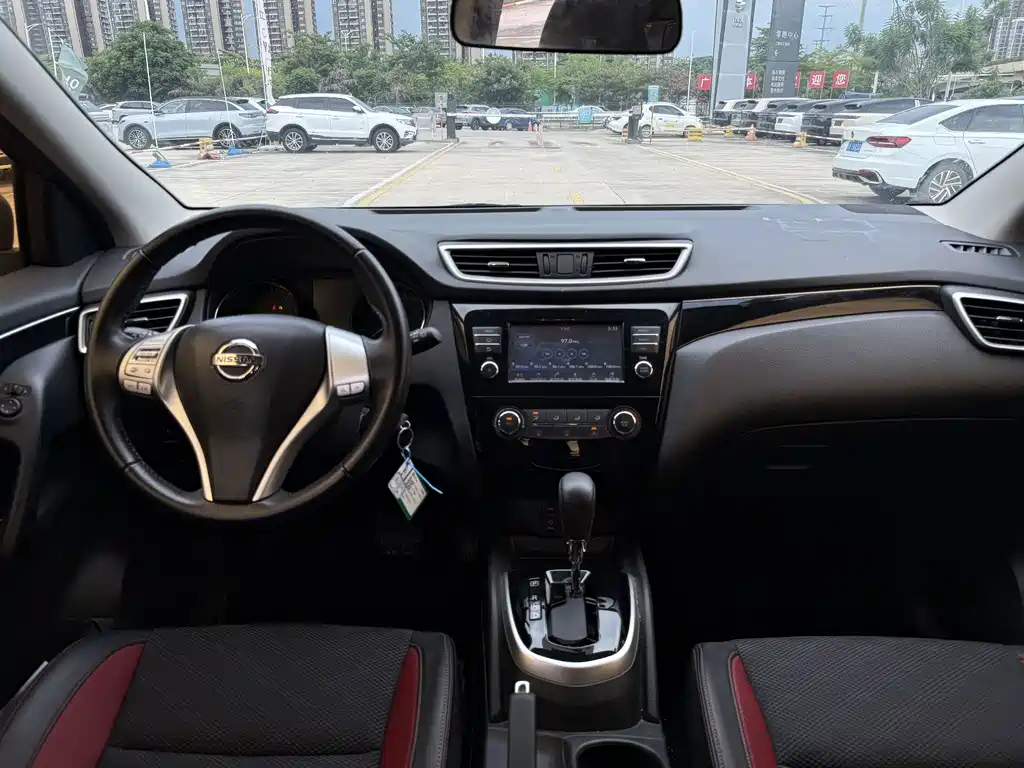 Nissan Qashqai 2017 — фото 10