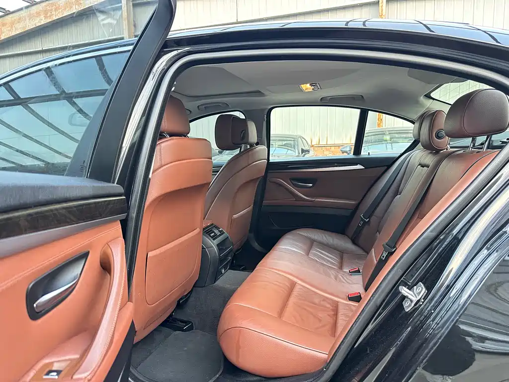 BMW 5 Series 2013 — фото 6