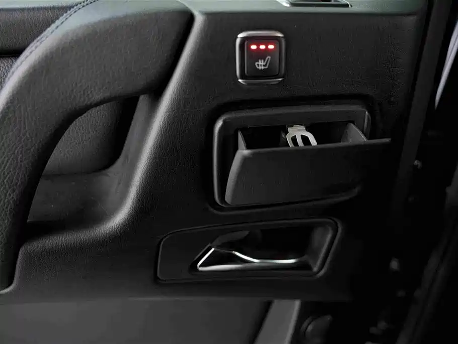 Mercedes-Benz G-Class 2014 — фото 19