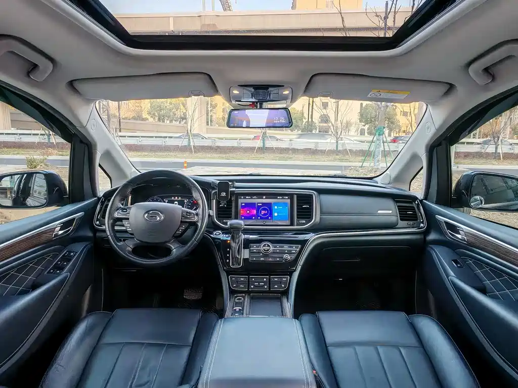 GAC Motor Trumpchi M8 2020 — фото 12