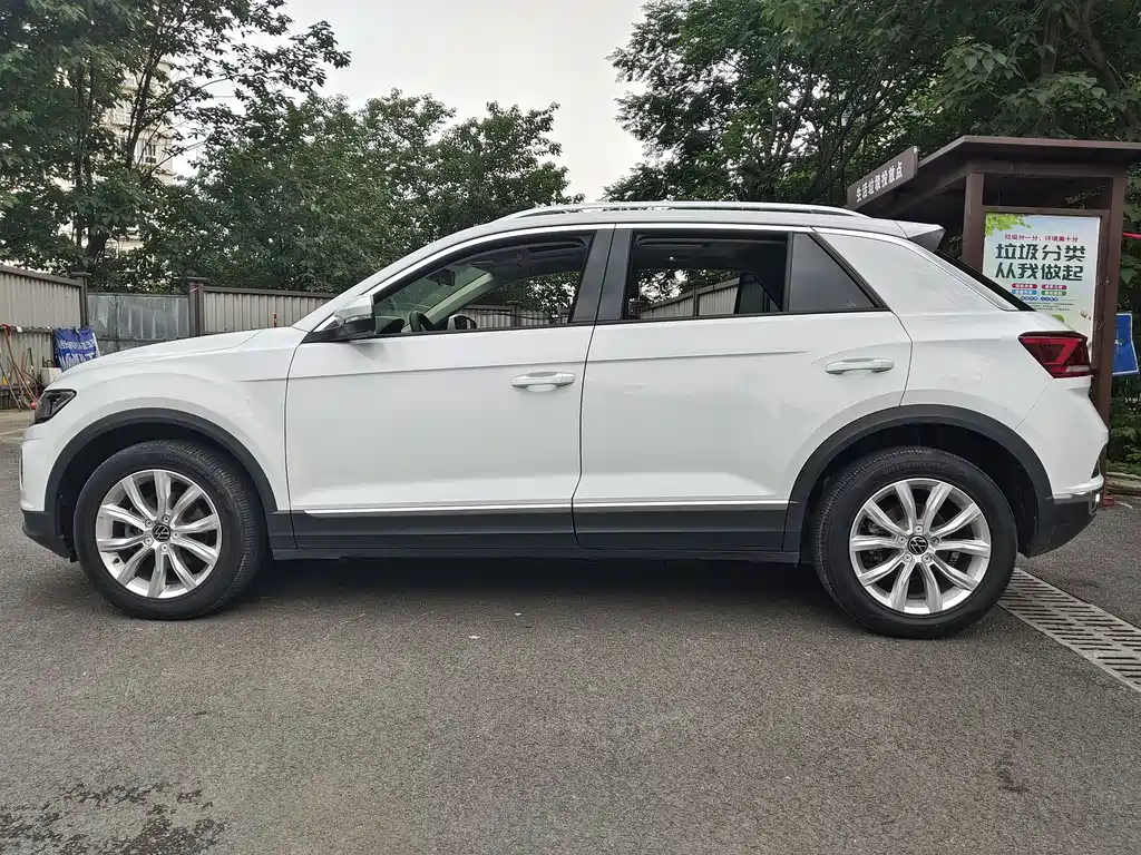 Volkswagen T-Roc 2022 — фото 5