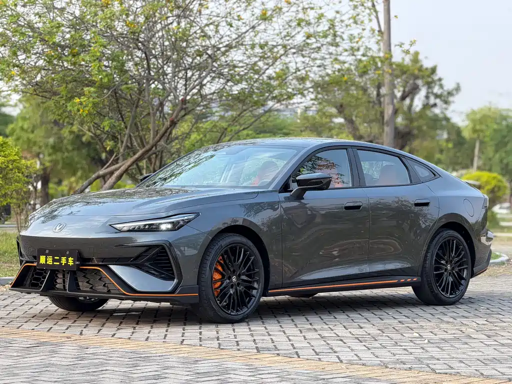 Changan UNI-V 2025
