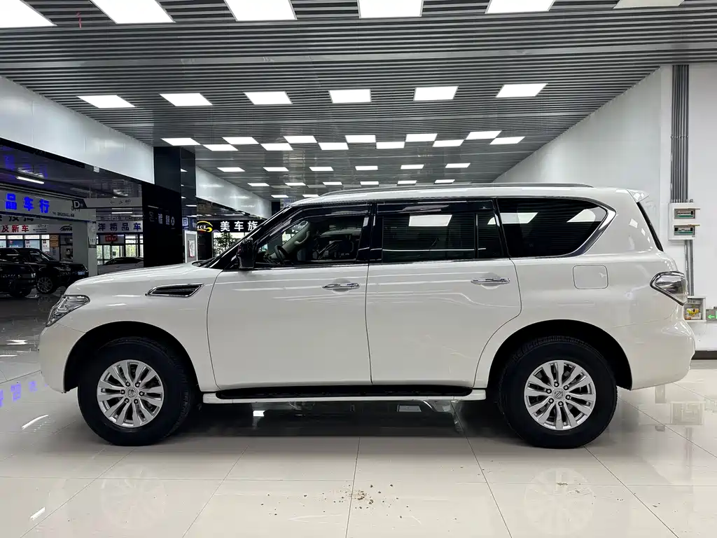 Nissan Patrol 2018 — фото 4