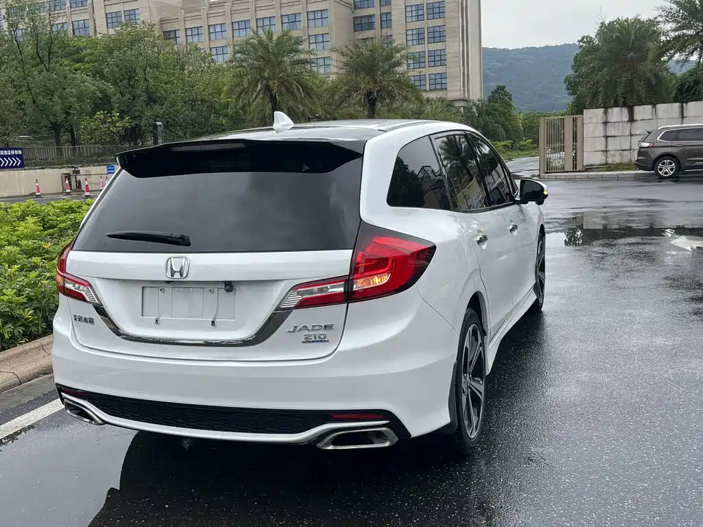 Honda Jade 2018 — фото 7