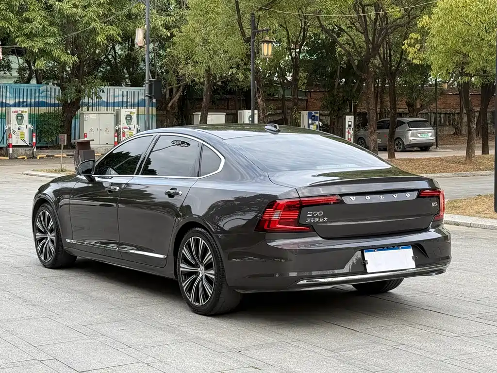 Volvo S90 2020 — фото 9