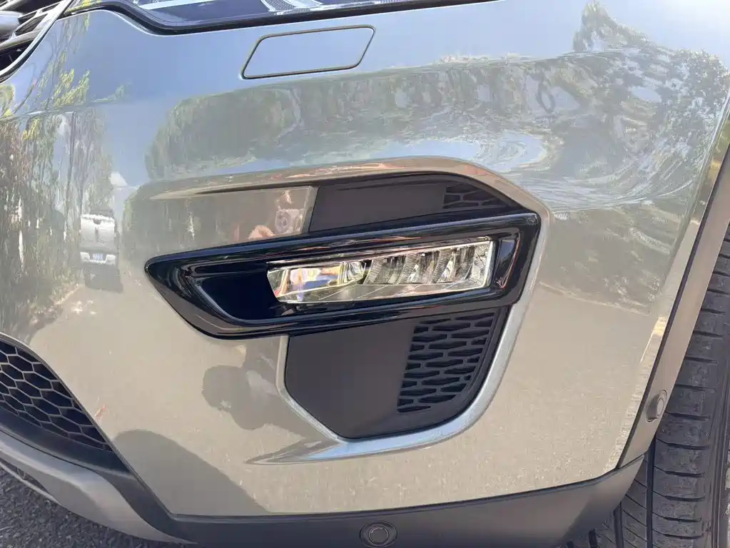 Land Rover Discovery Sport 2019 — фото 13