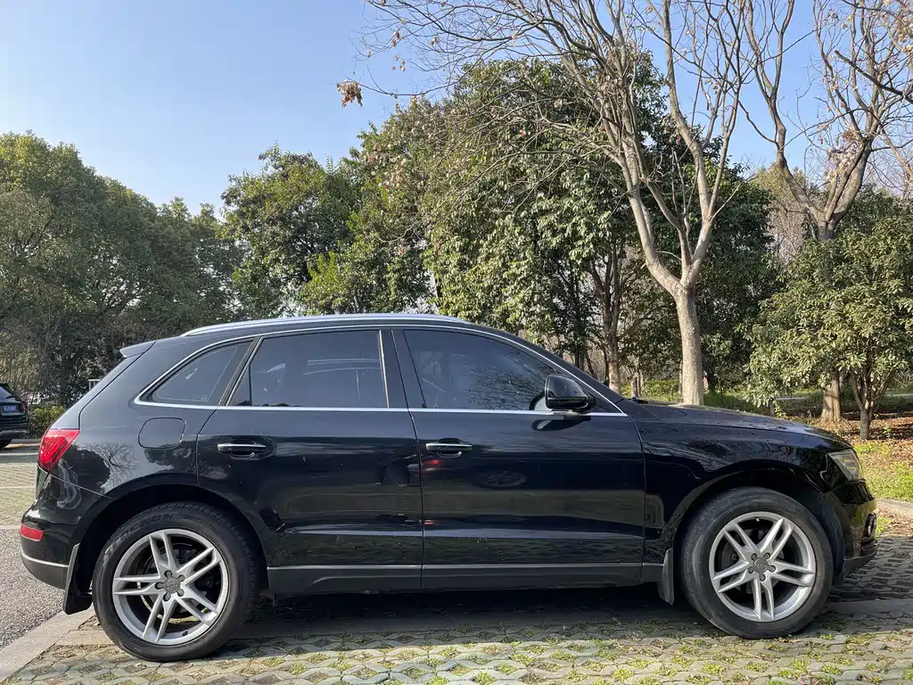 Audi Q5 2017 — фото 15