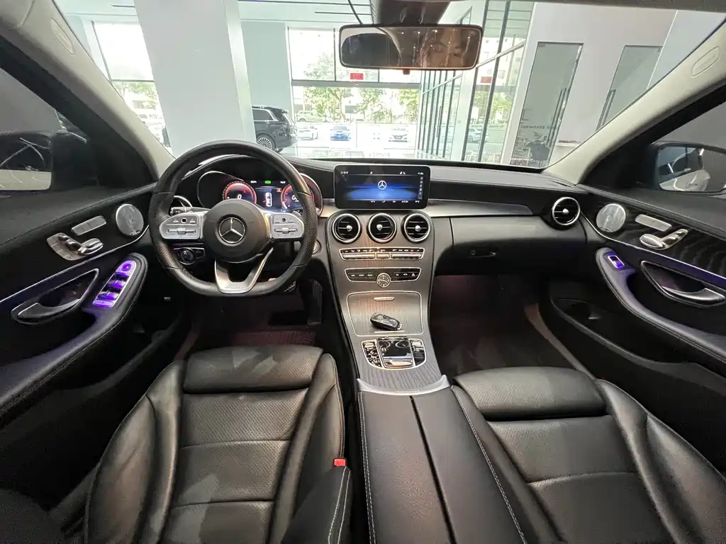Mercedes-Benz C-Class 2021
