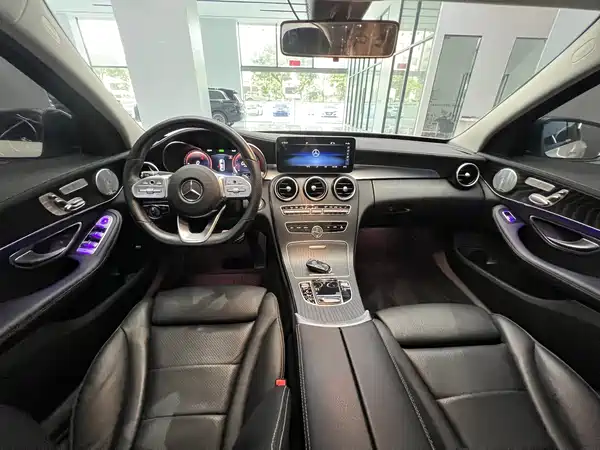 Mercedes-Benz C-Class 2021