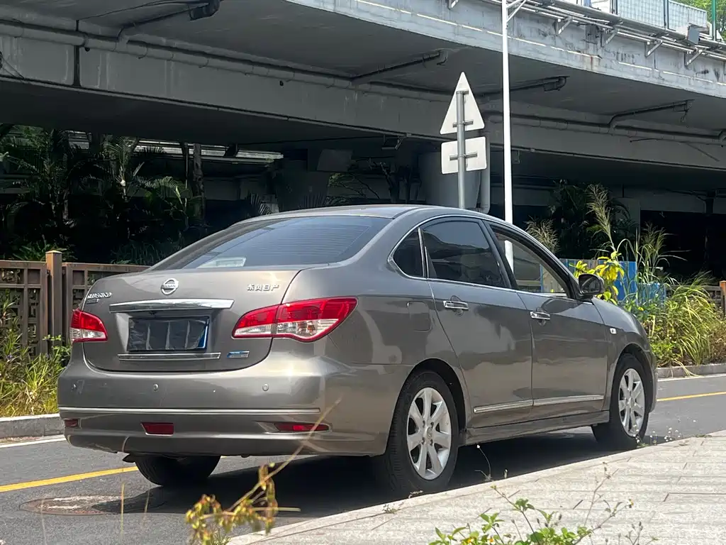 Nissan Sylphy 2010 — фото 16