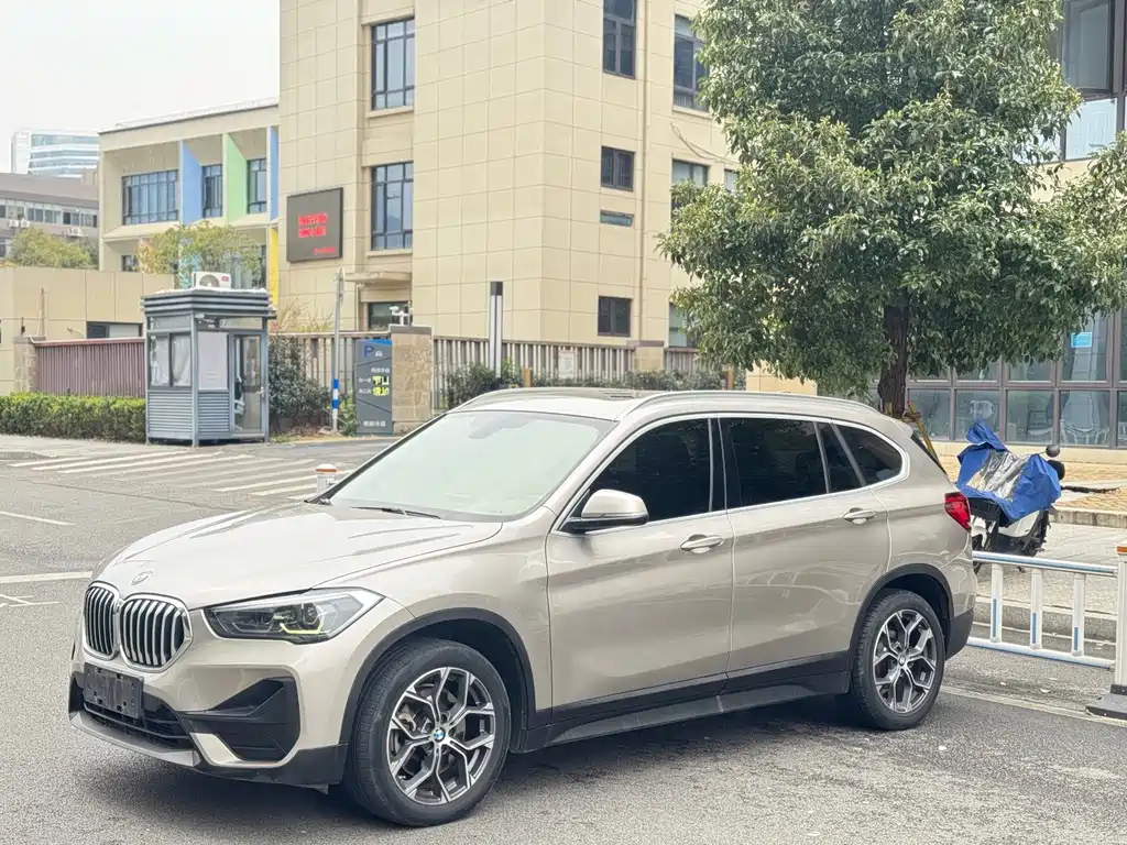 BMW X1 2021