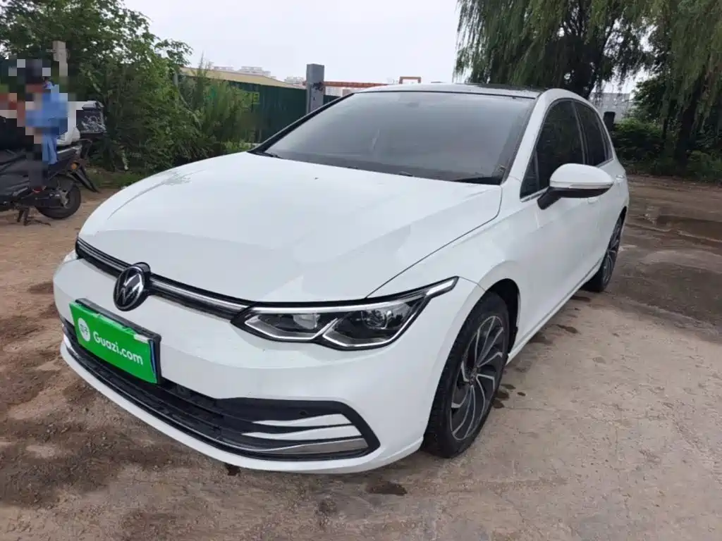 Volkswagen Golf 2021