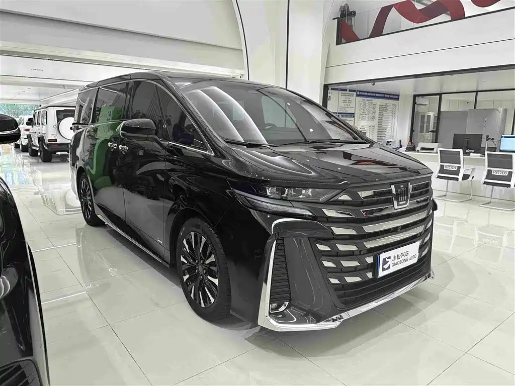 Toyota Vellfire 2024