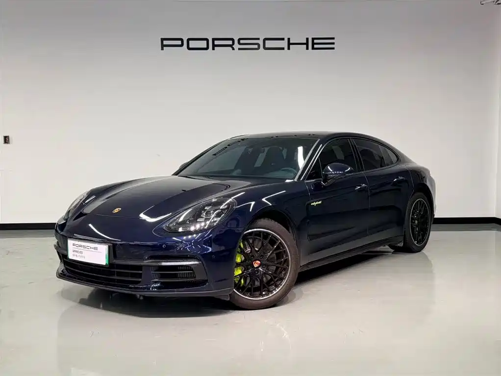 Porsche Panamera Hybrid 2018