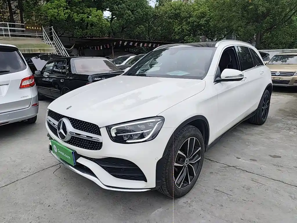 Mercedes-Benz GLC 2023