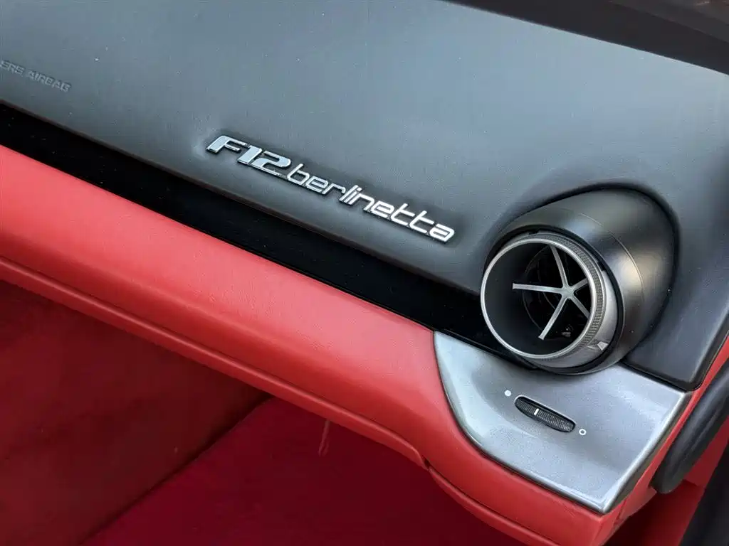 Ferrari F12berlinetta 2014 — фото 27