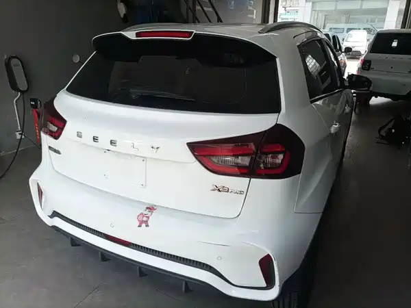 Geely Vision X3 2021