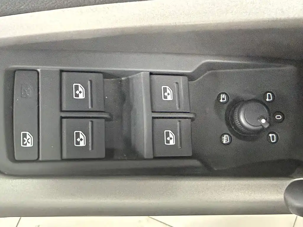 Audi Q3 2022 — фото 15