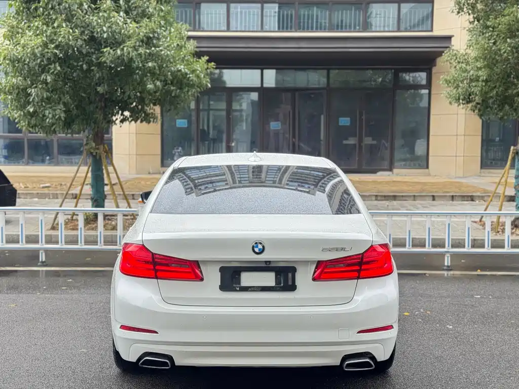 BMW 5 Series 2017