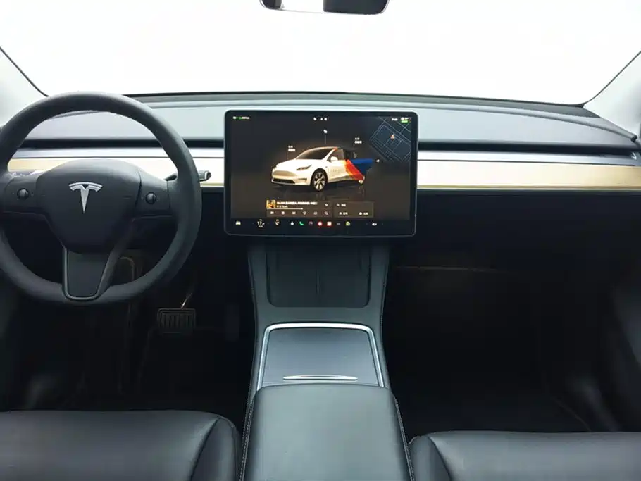 Tesla Model Y 2022 — фото 12