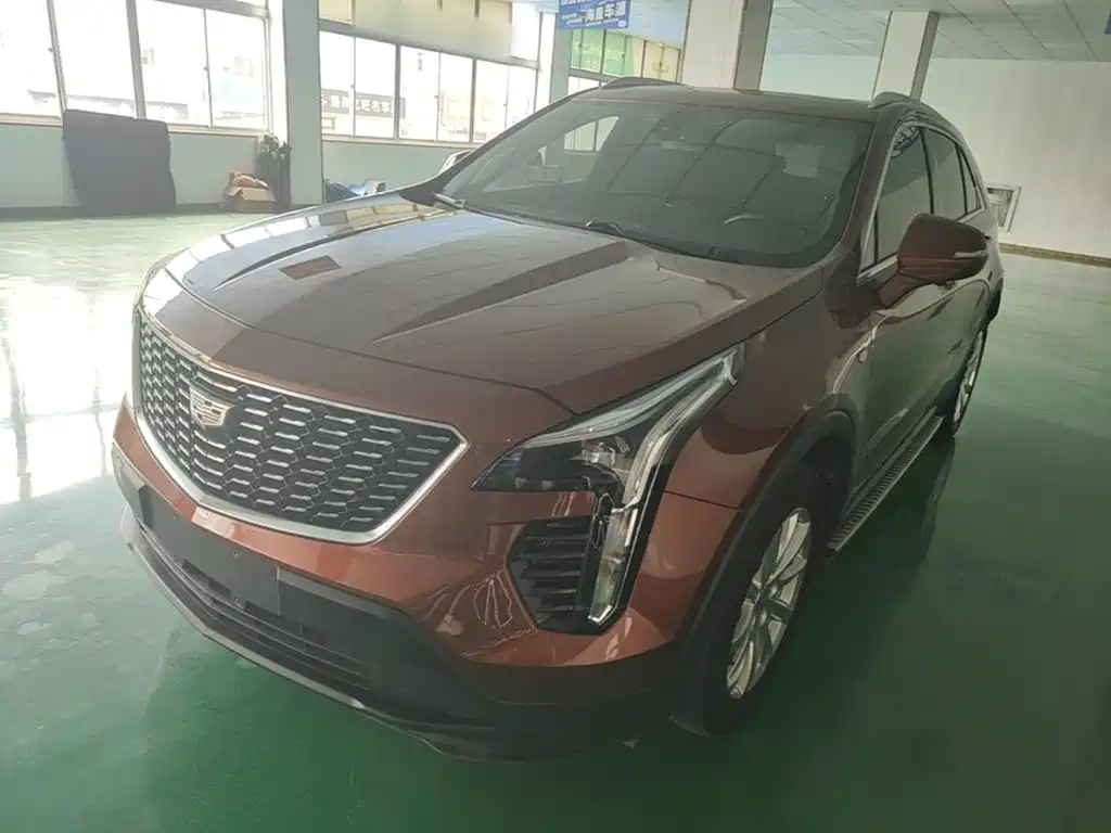 Cadillac XT4 2019 — фото 2