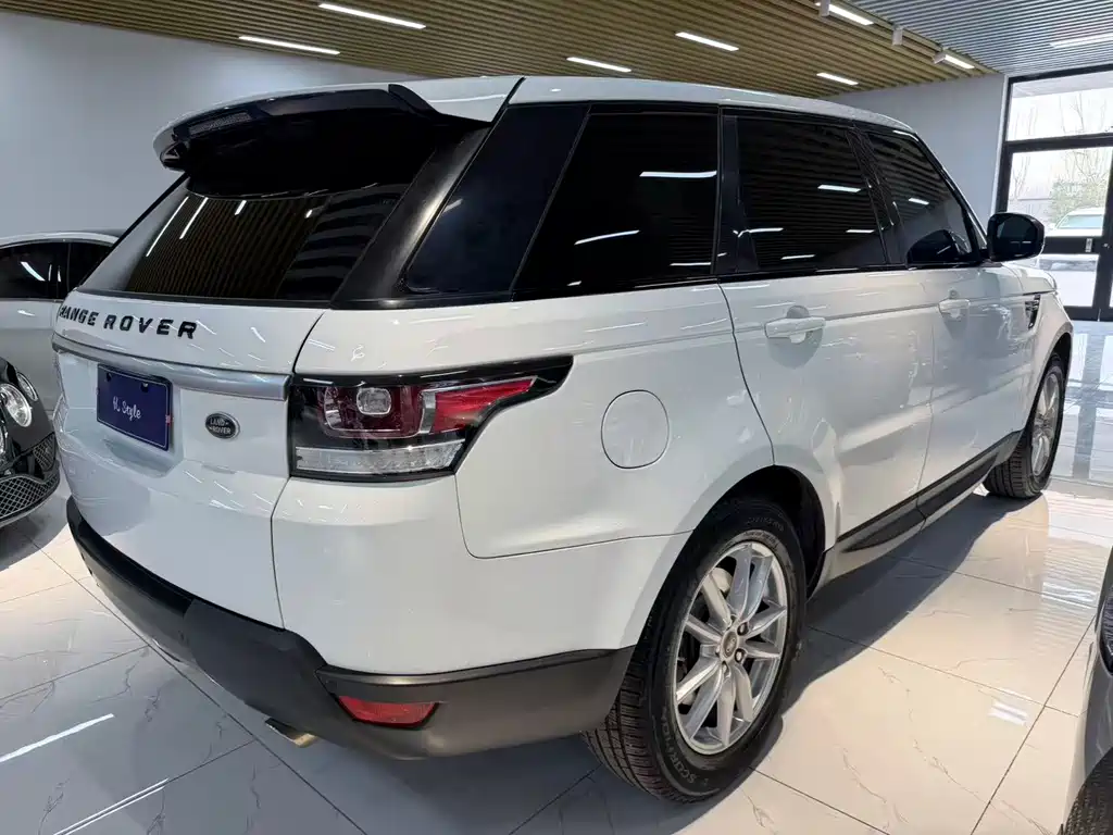 Land Rover Range Rover Sport 2016 — фото 4