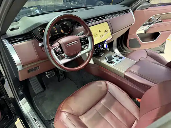 Land Rover Range Rover 2023
