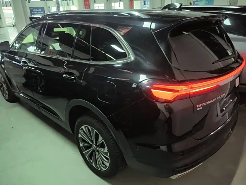 Buick Envision Plus 2024