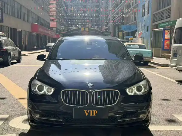 BMW 5 Series GT 2012