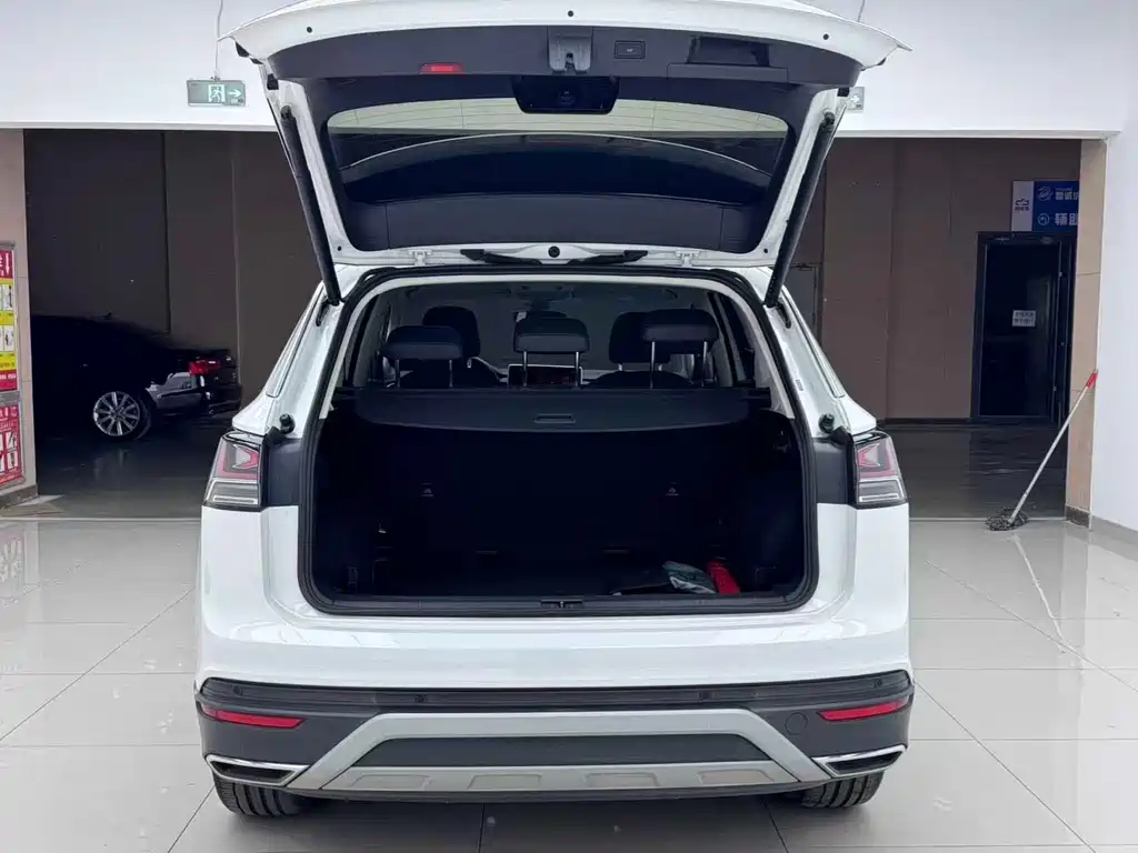 Volkswagen Tayron 2023