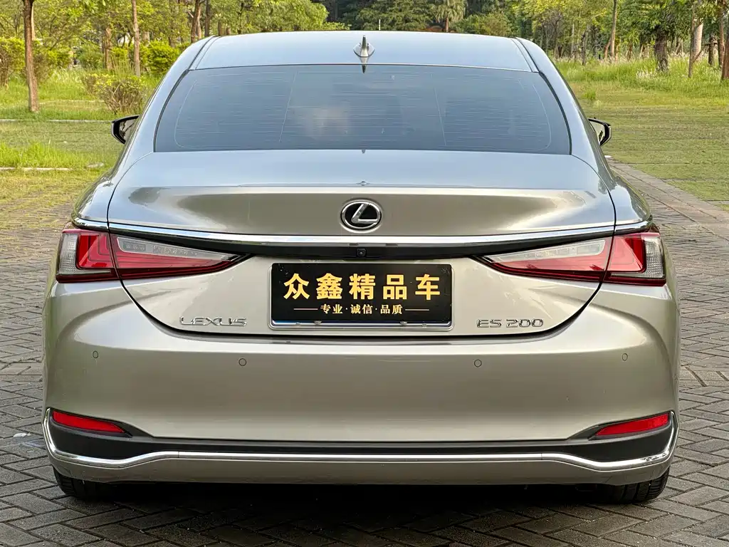 Lexus ES 2024 — фото 14