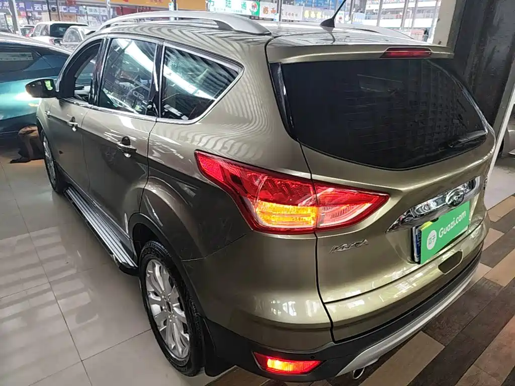 Ford Kuga 2015 — фото 5