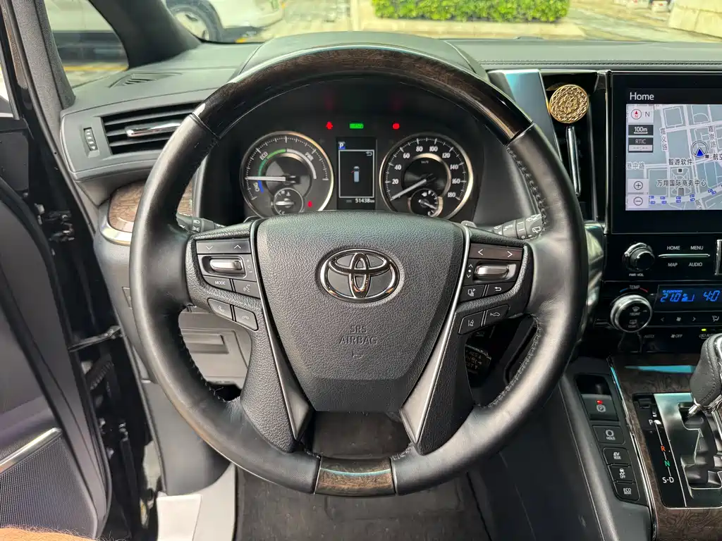 Toyota Alphard 2022