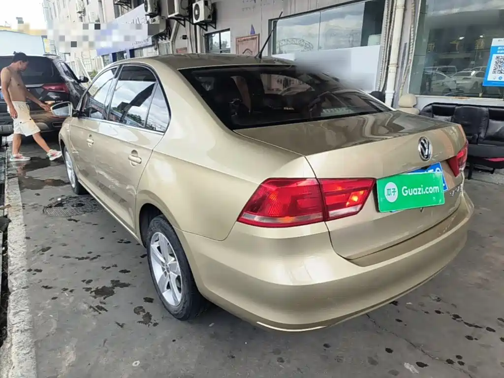 Volkswagen Santana 2014