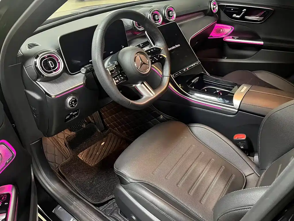 Mercedes-Benz C-Class 2023