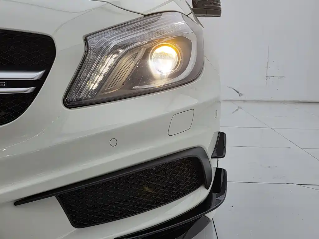 Mercedes-Benz A-Class AMG 2015 — фото 7